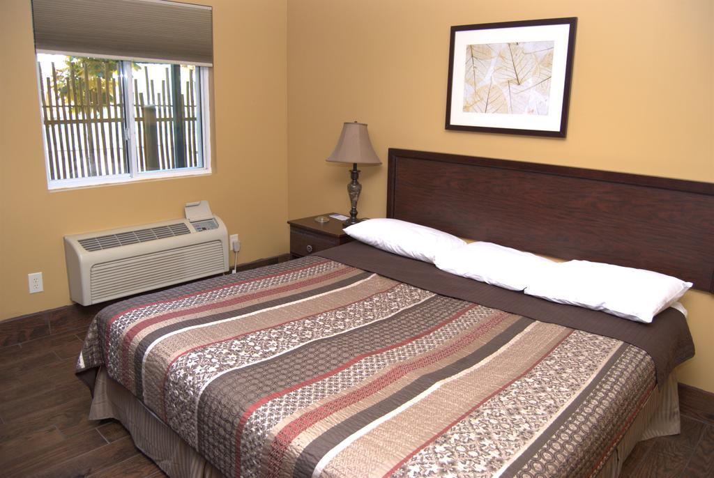 Commodore Resort Put-in-Bay Exterior foto